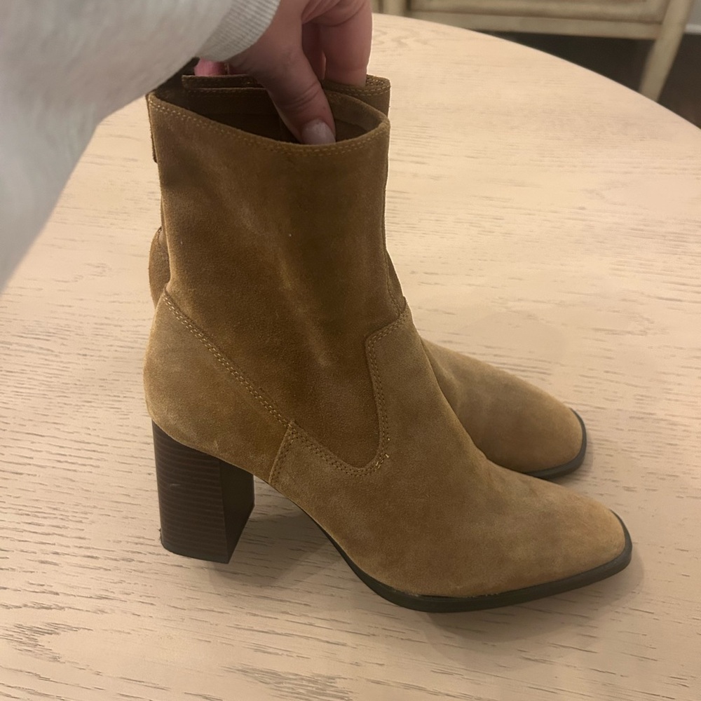 Brown suede size 41 women’s boots from Zara